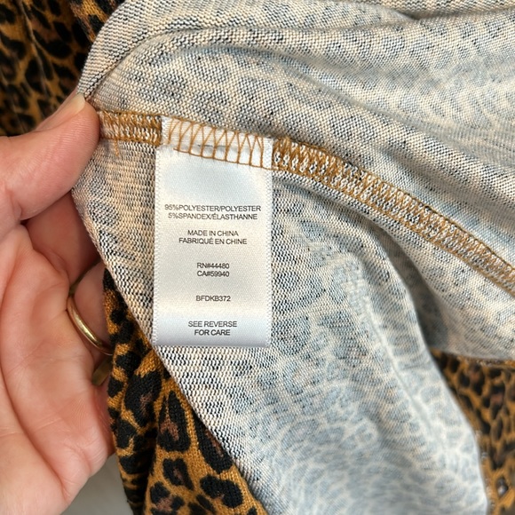 “Love, Fire” dress, NWOT, never worn, super cute!!  Leopard print soft fabric - Picture 4 of 6